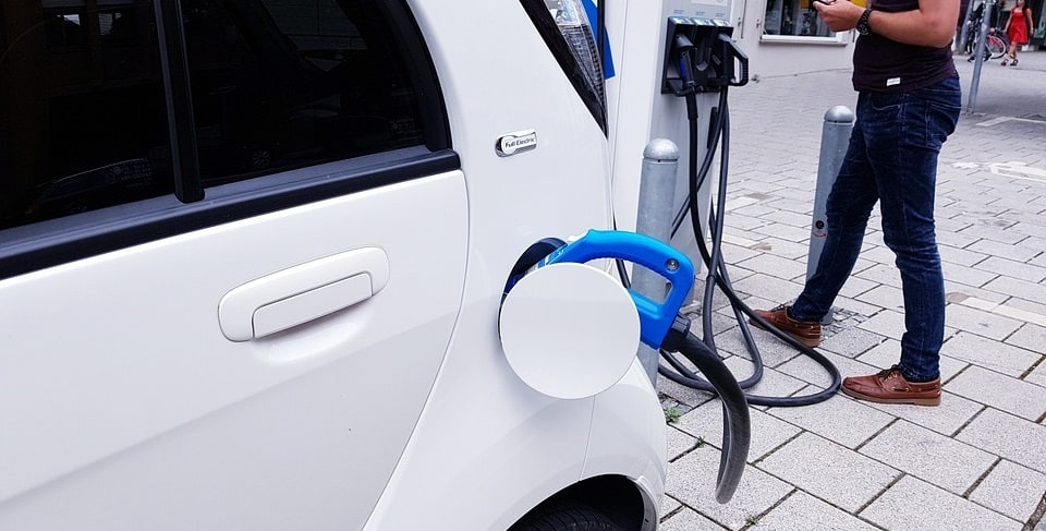 Voitures électriques, conseils pour un entretien optimal